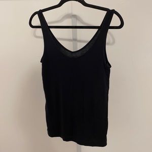 Reversible neckline basic tank